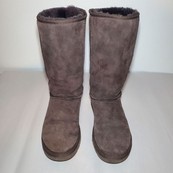 Ugg Women's Classic Tall II Boot Size 7 - Picture 1 of 14